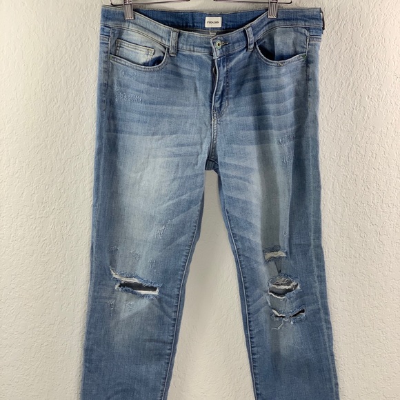 Sneak Peek Denim - Boyfriend Jeans